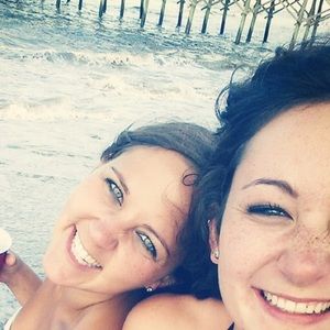 Meet your Posher, Leeanne